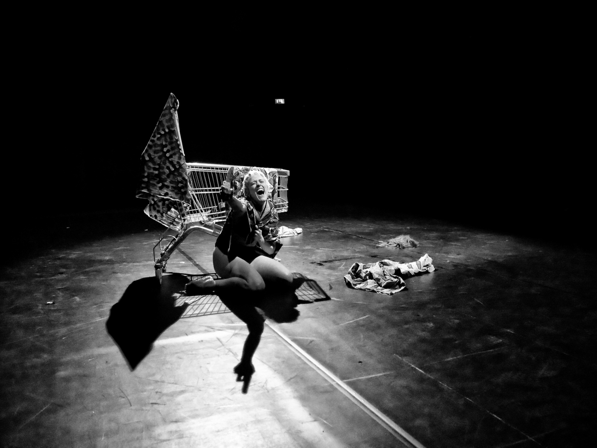 In the Country of Last Things: Chapter II // Elena Cattardico & Stella Covi © Adina Dudzik