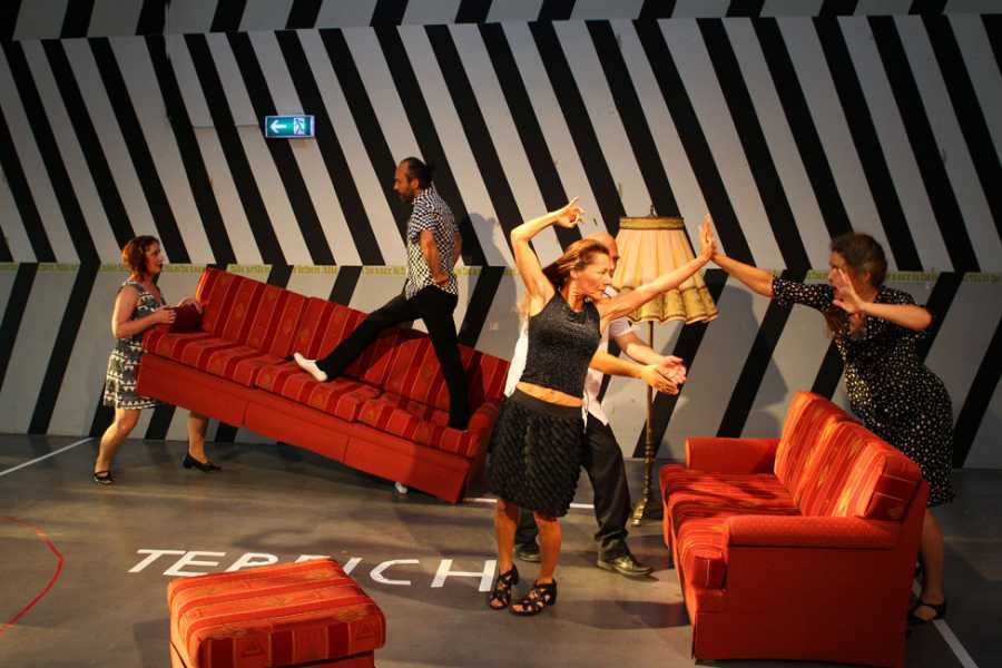 SHOWROOM #6